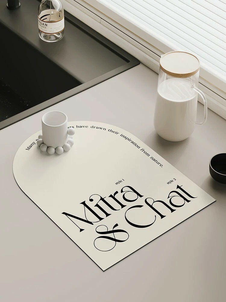 歐美大字母橢圓雲朵形狀吸水餐墊 / 3款