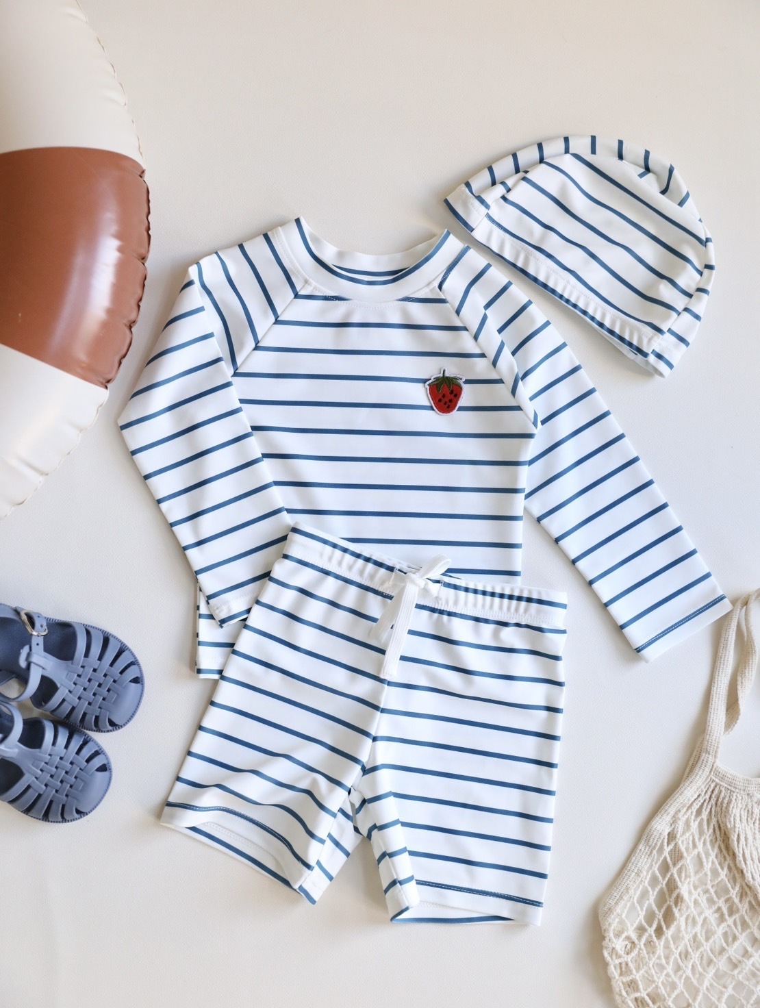 兩件式長袖泳裝-刺繡草莓