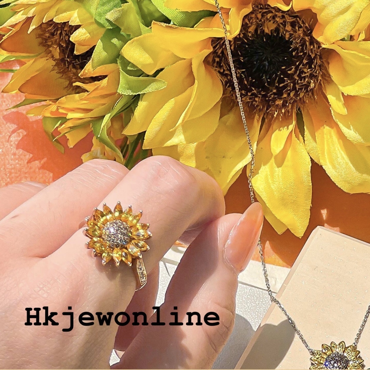 18k red gold  sunflower diamond ring