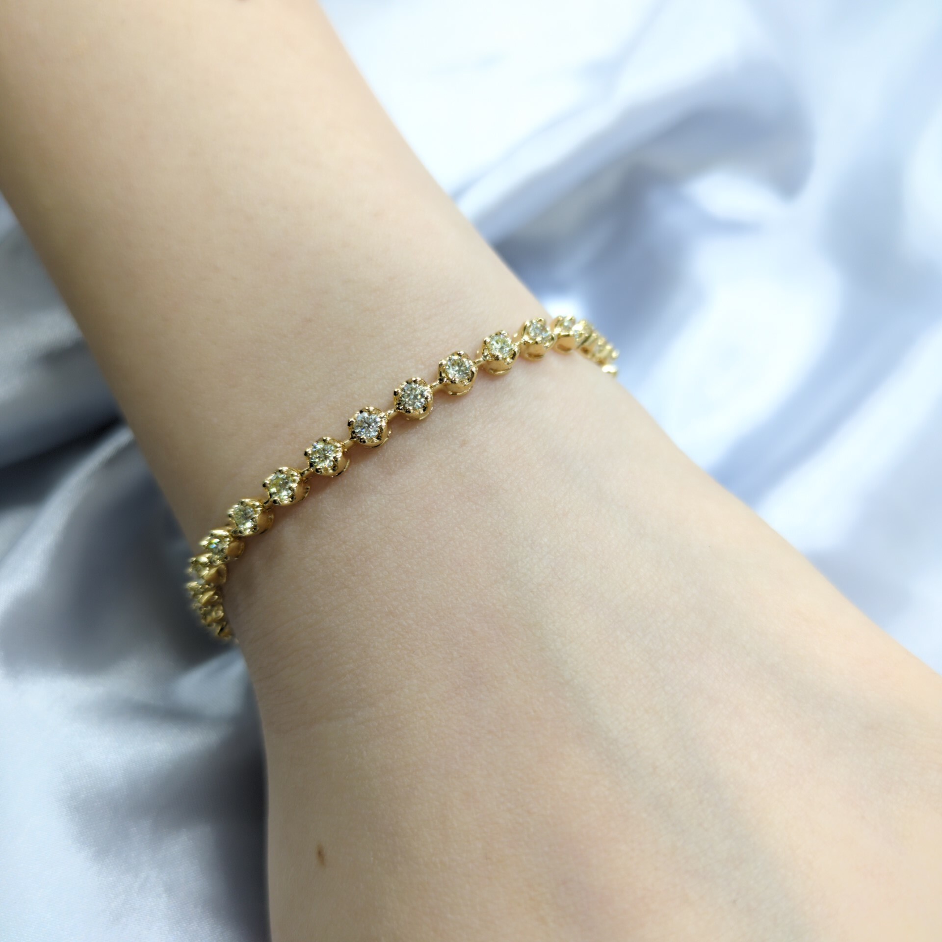 全新18K黃金2卡13份鑽石手鍊