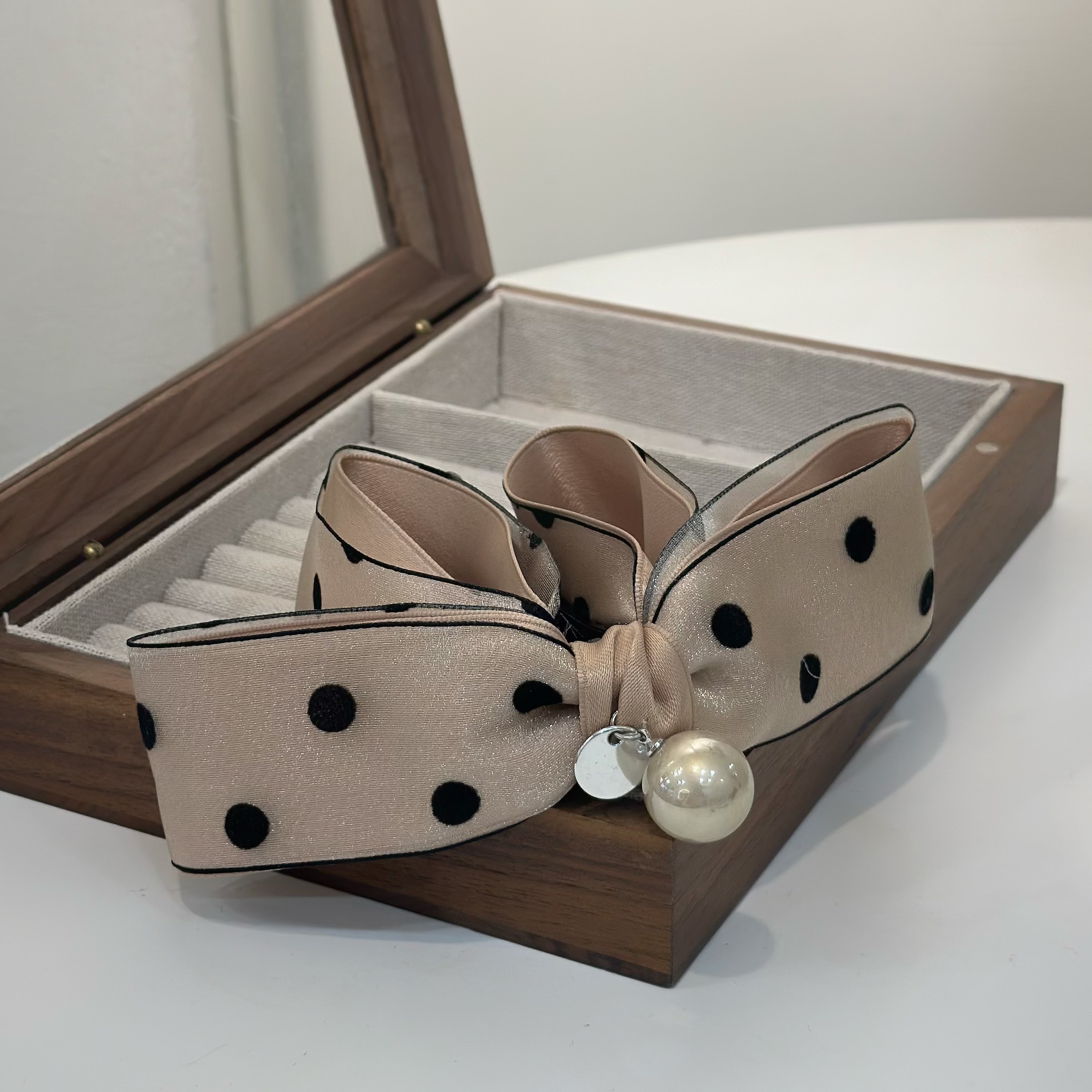 G34圓點珍珠蝴蝶結香蕉夾