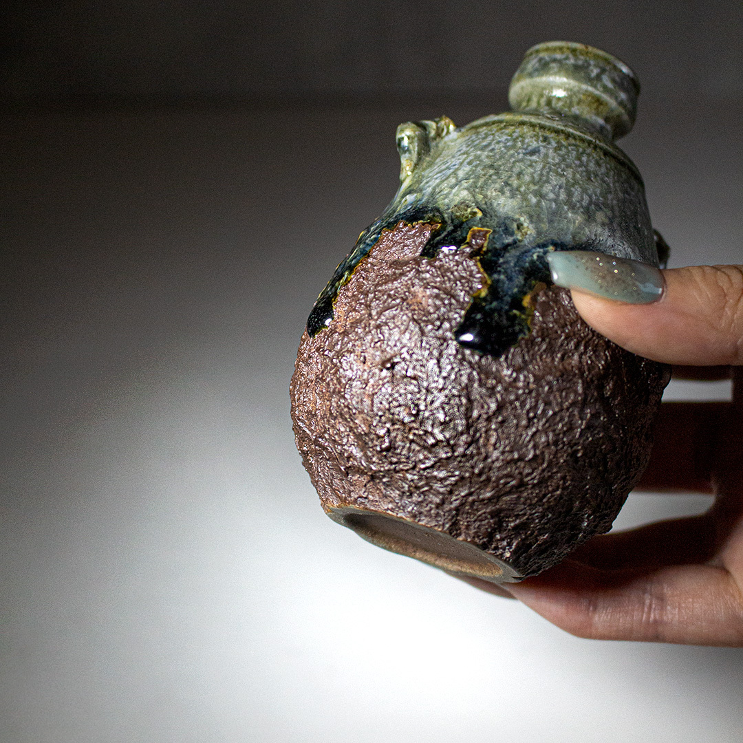 青墨銅礦半釉花器