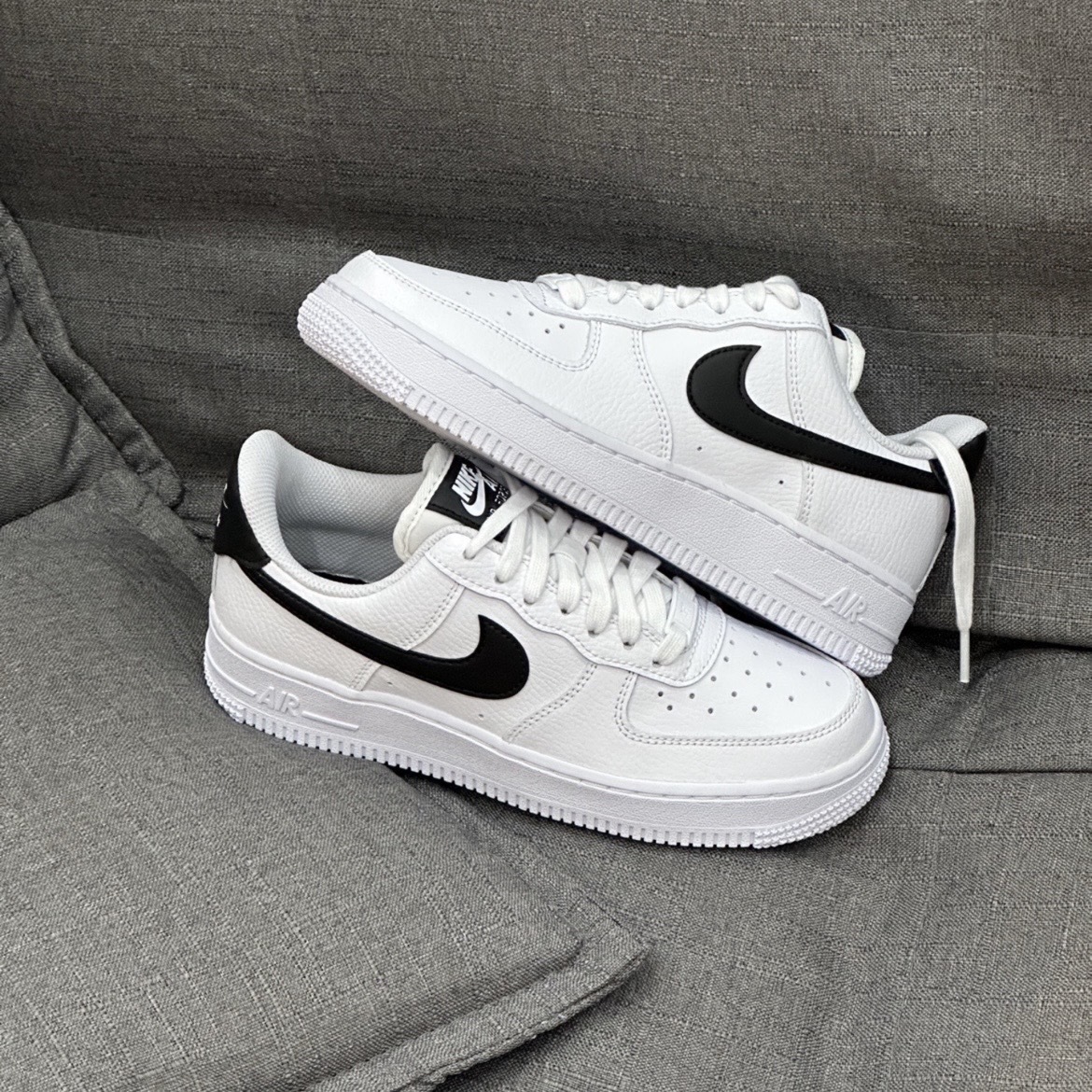 Nike AF1 Low 白黑 女款 DD8959-103