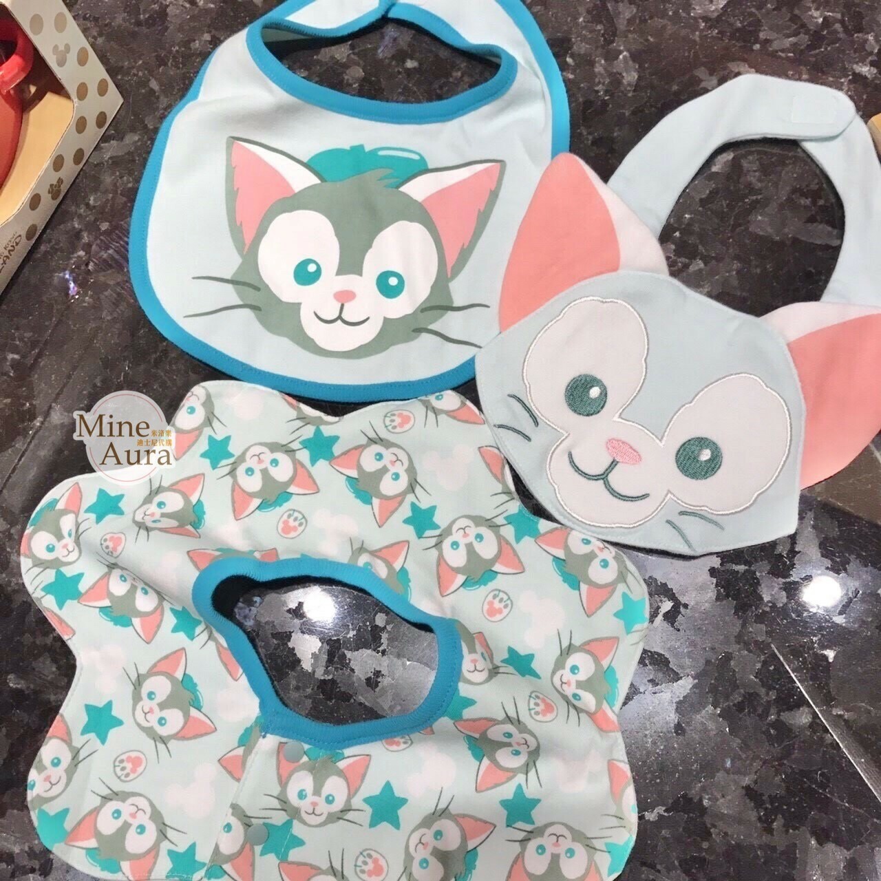 傑拉托尼 畫家貓 Gelatoni 造型 圍兜兜 3入組 嬰兒用品 -香港迪士尼樂園