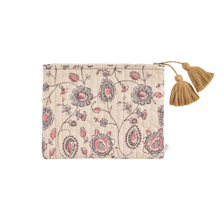 預購𓂃LOUISEMISHA│Domina Pouch流蘇拉鍊收納袋．Cream-charcoal Poem