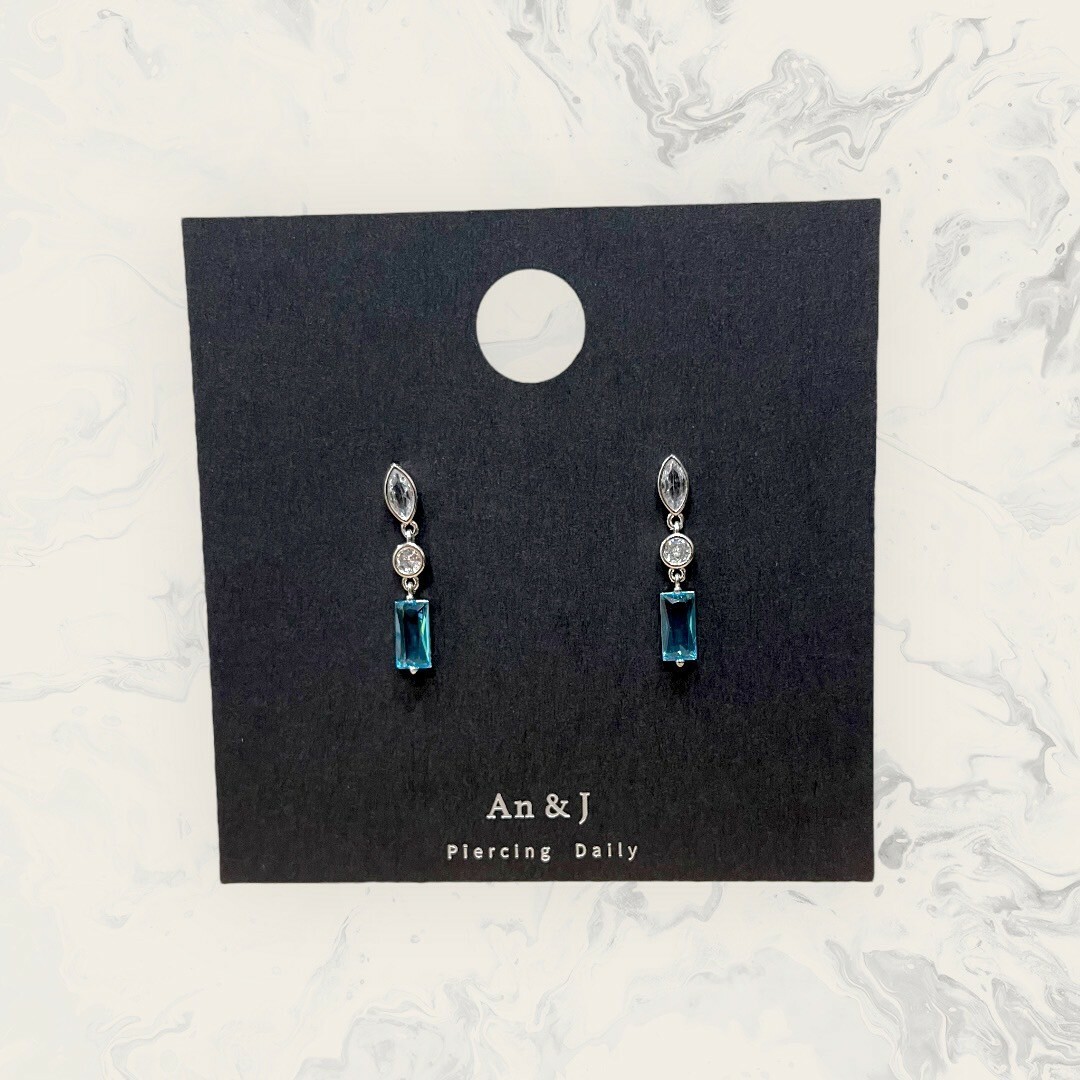 韓國直送-銀針 銀框葉形鋯吊圓包鋯吊長藍長方鋯 鍍14K