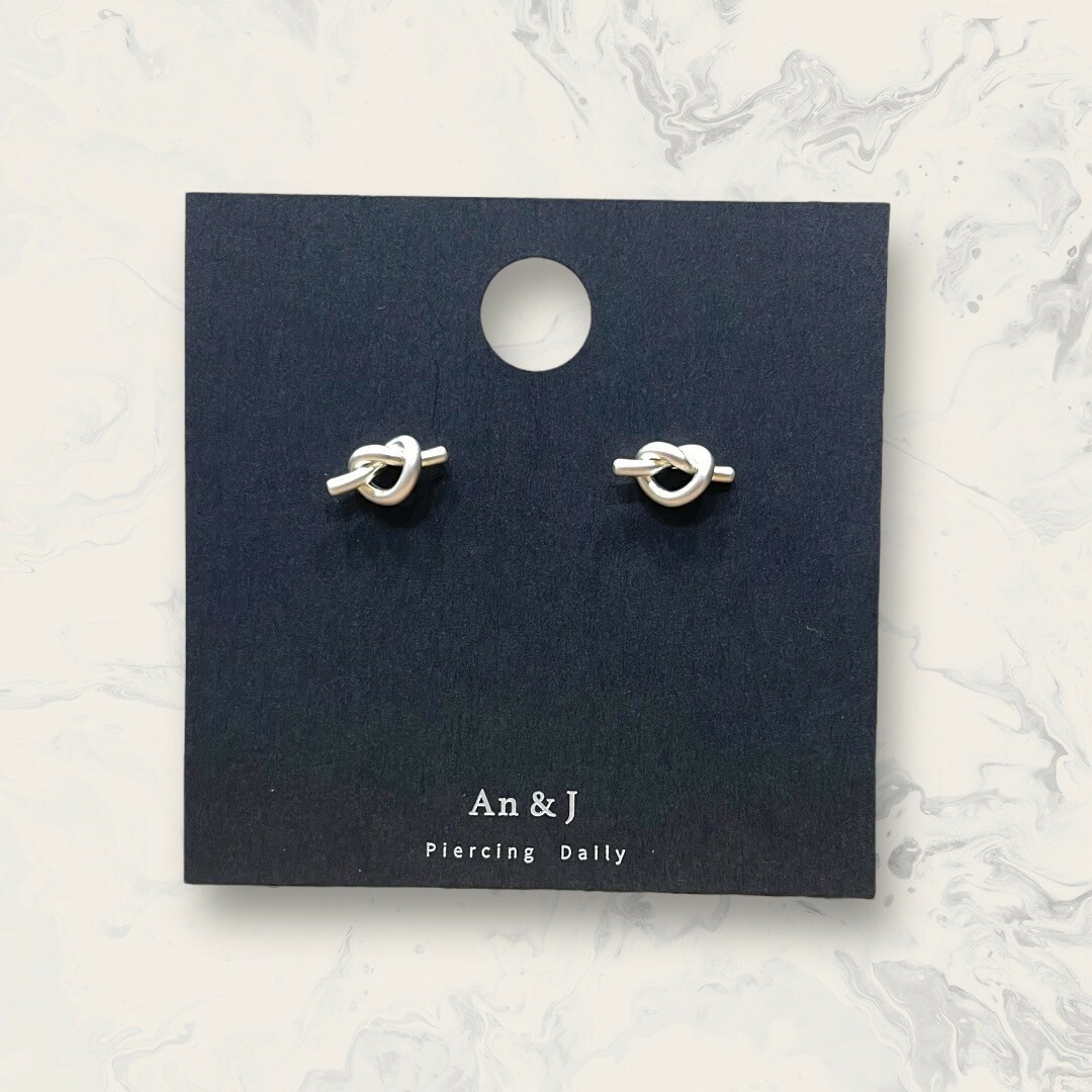 韓國直送-銀針 霧面金屬打結圈 鍍14K