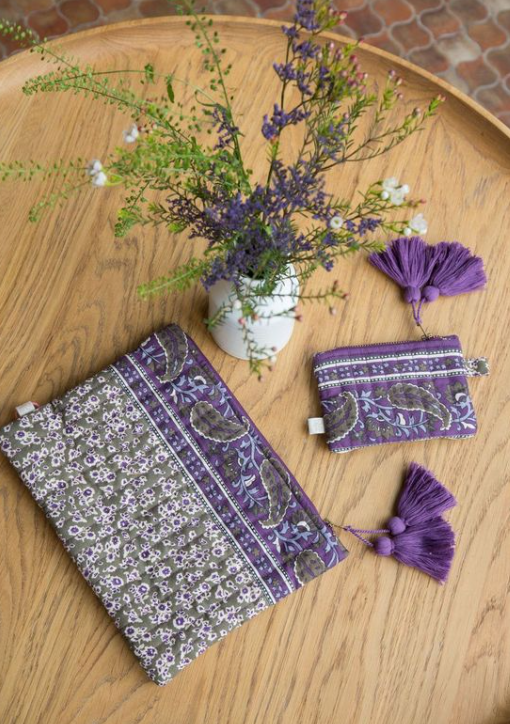 預購𓂃LOUISEMISHA│Lois Pouch流蘇拉鍊零錢包．Khaki Freesia Dreams