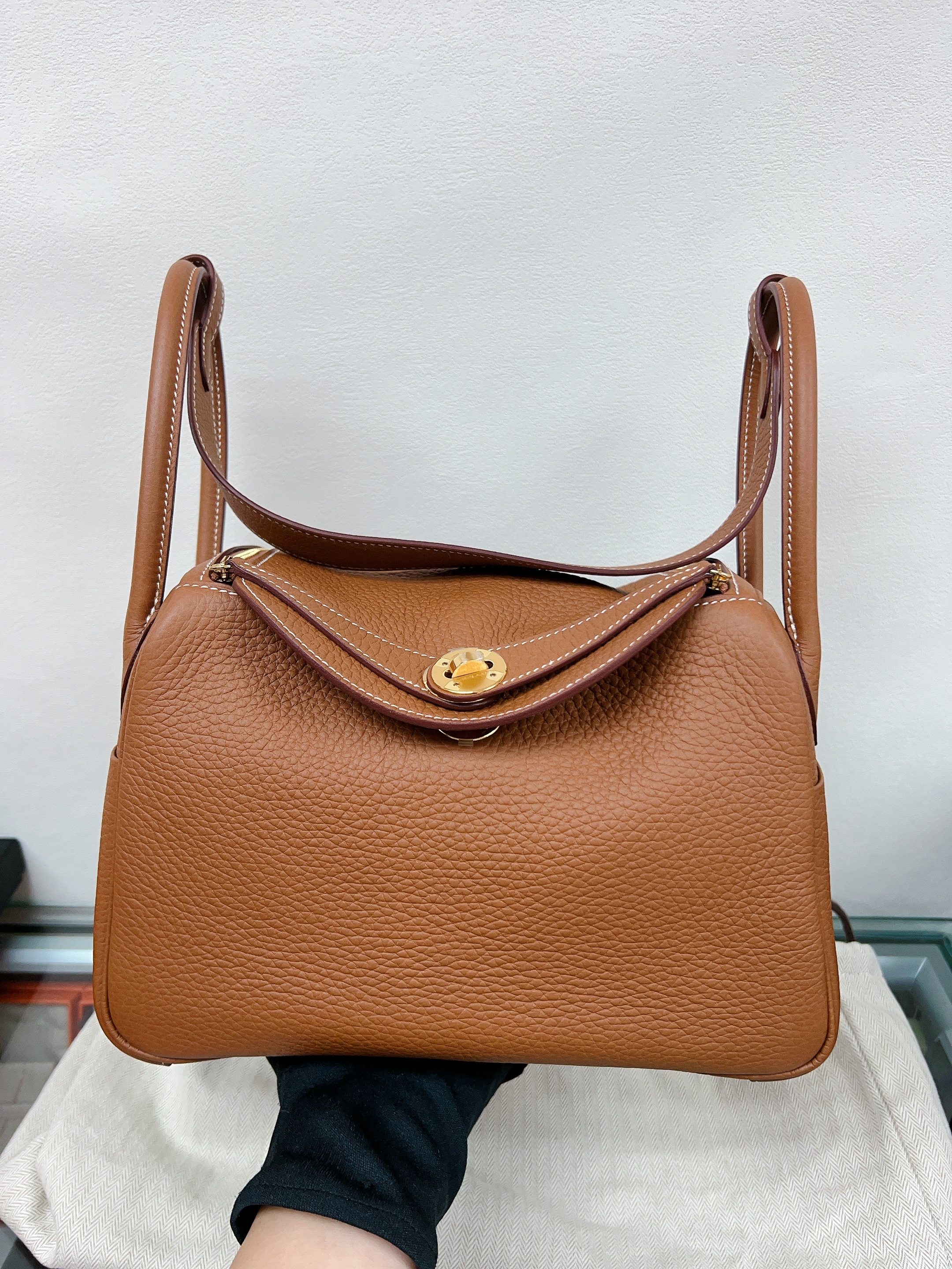 Hermes lindy 26/ gold GHW stamp b