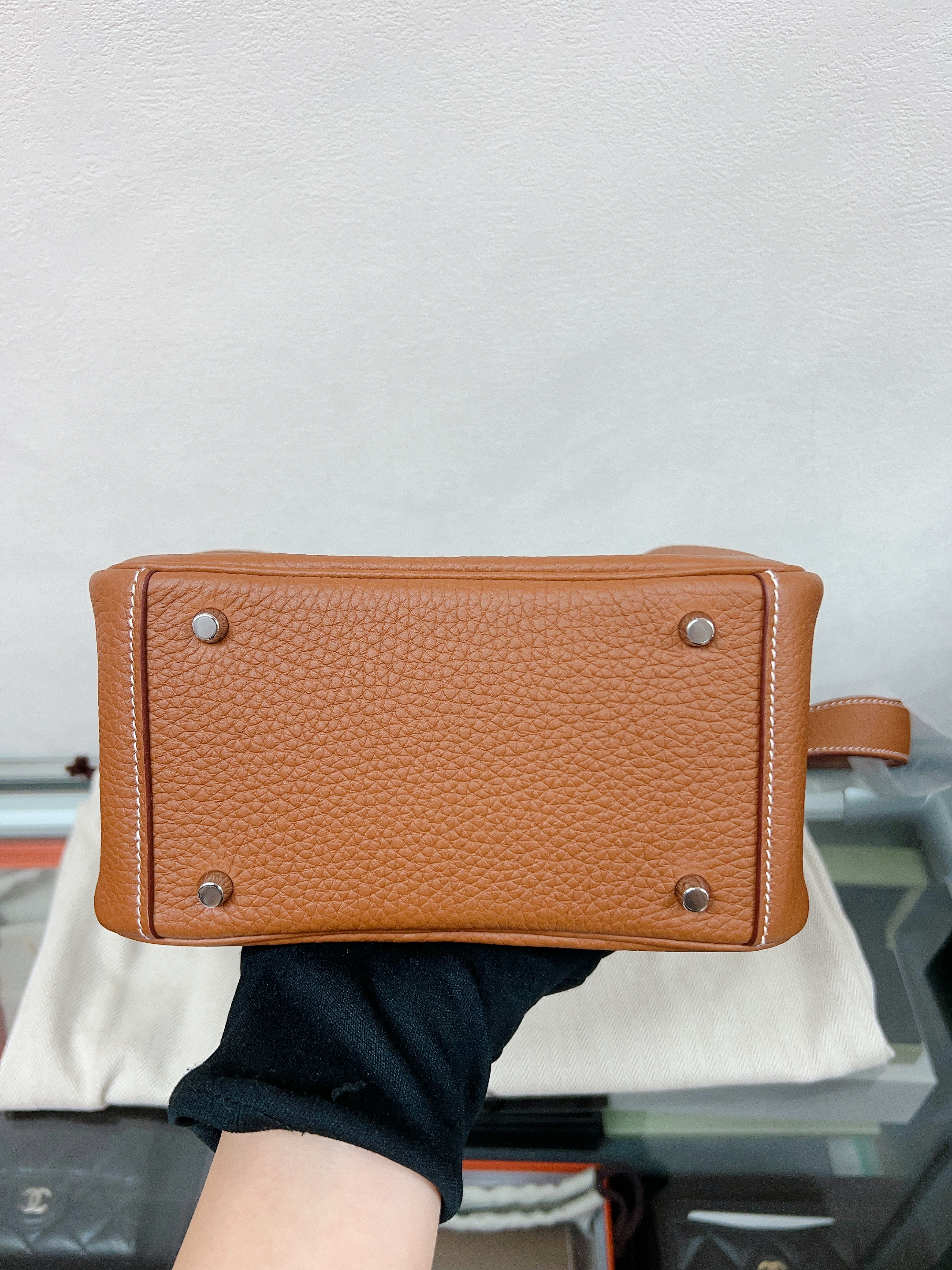 *Unused* Hermes mini lindy/ gold PHW/ stamp b