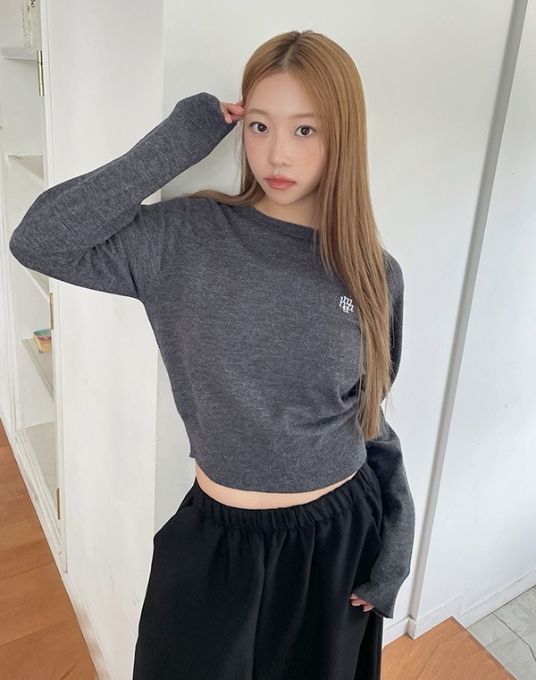 muahmuah - STITCH LOGO BASIC KNIT (CHARCOAL)