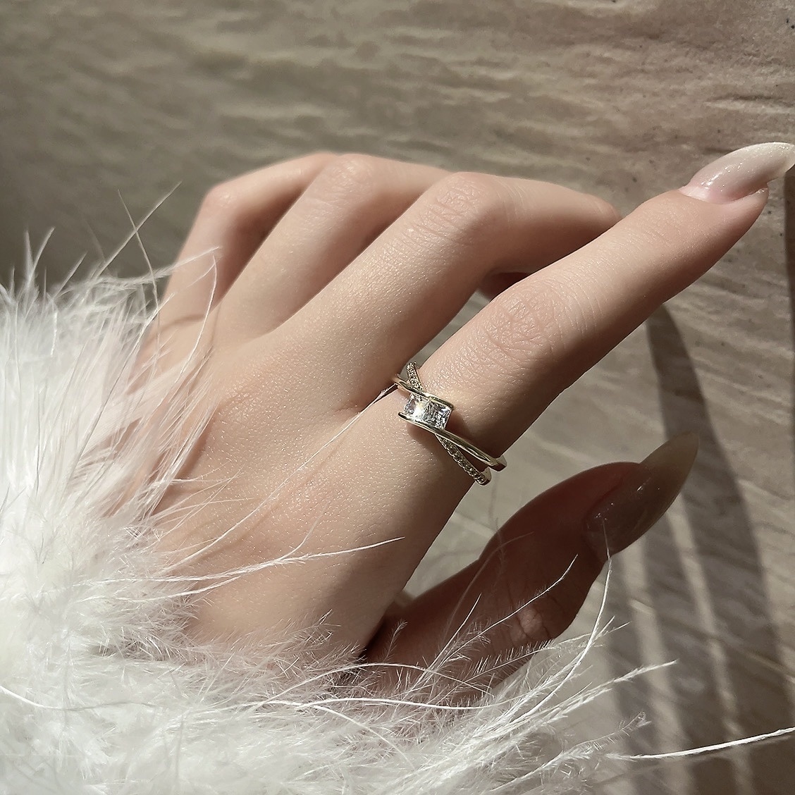 14k Gy高奢浪漫方鑽恆星交織鑽戒