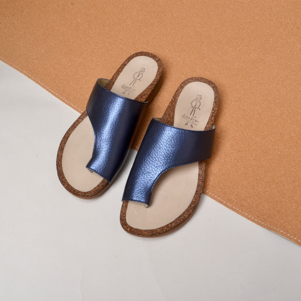 05804 日本足弓涼拖鞋 藍