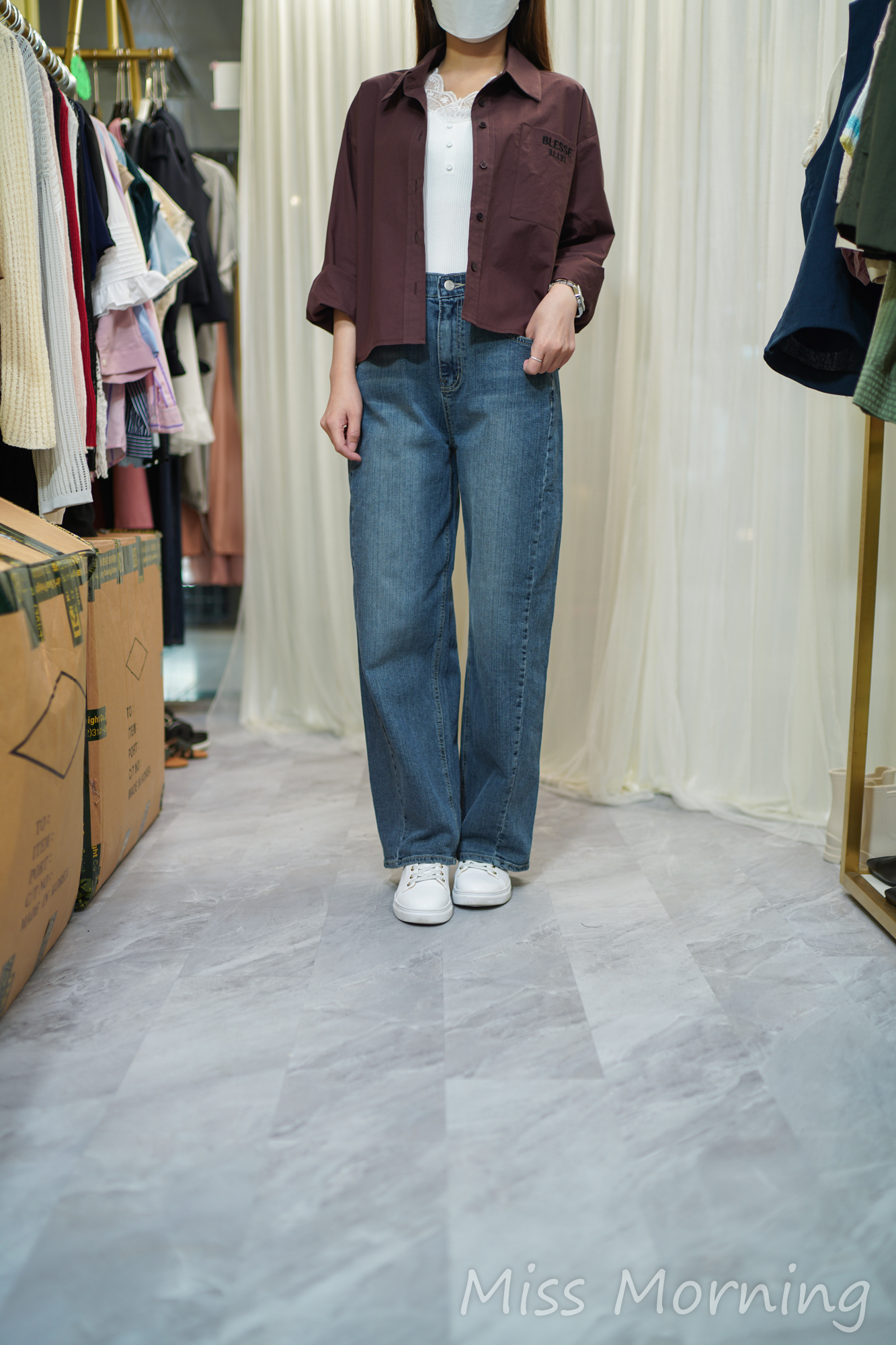 字母刺繡款上衣(14081)