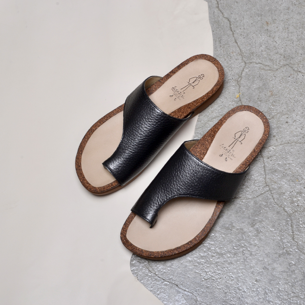 05804 日本足弓涼拖鞋 鐵黑