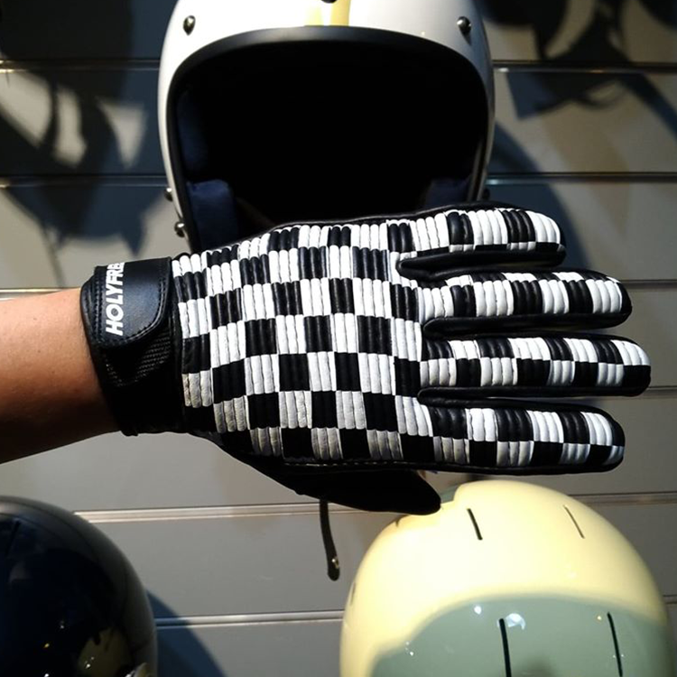 HOLYFREEDOM – SIRCOCK