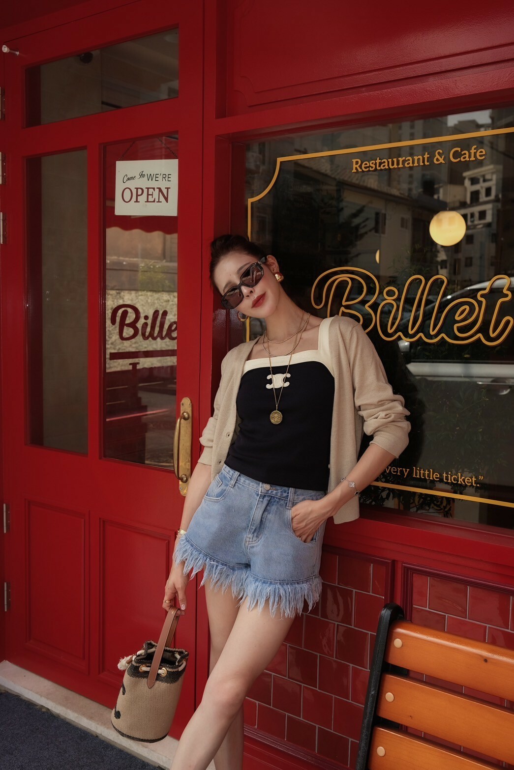 抽鬚牛仔短褲_AMISSA