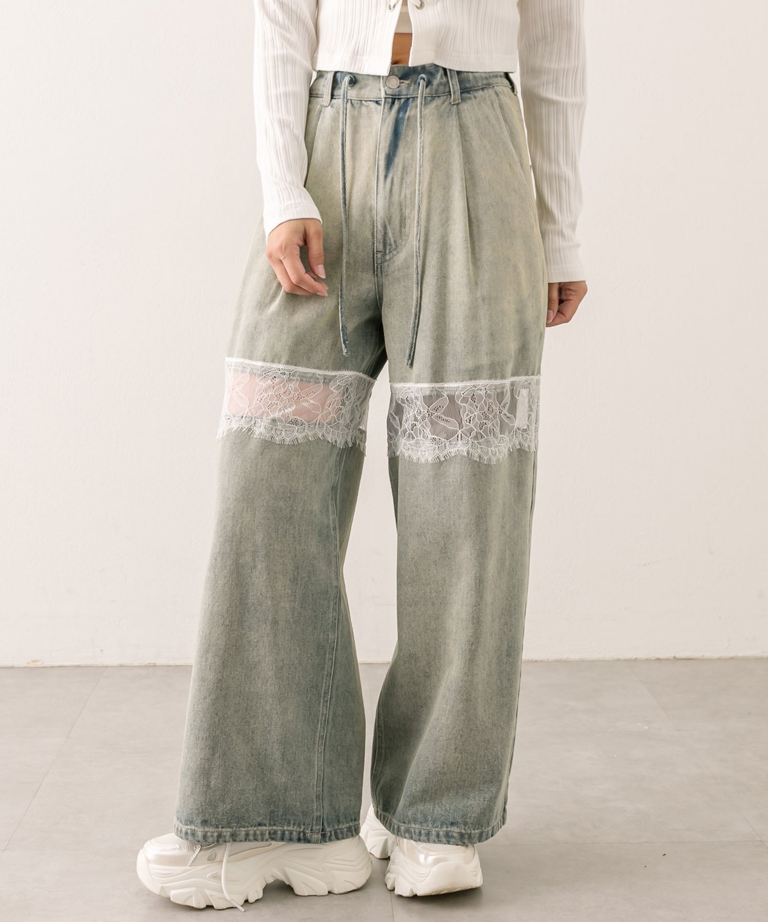 預購 - [預約 9 月] JP 蕾絲拼接牛仔褲