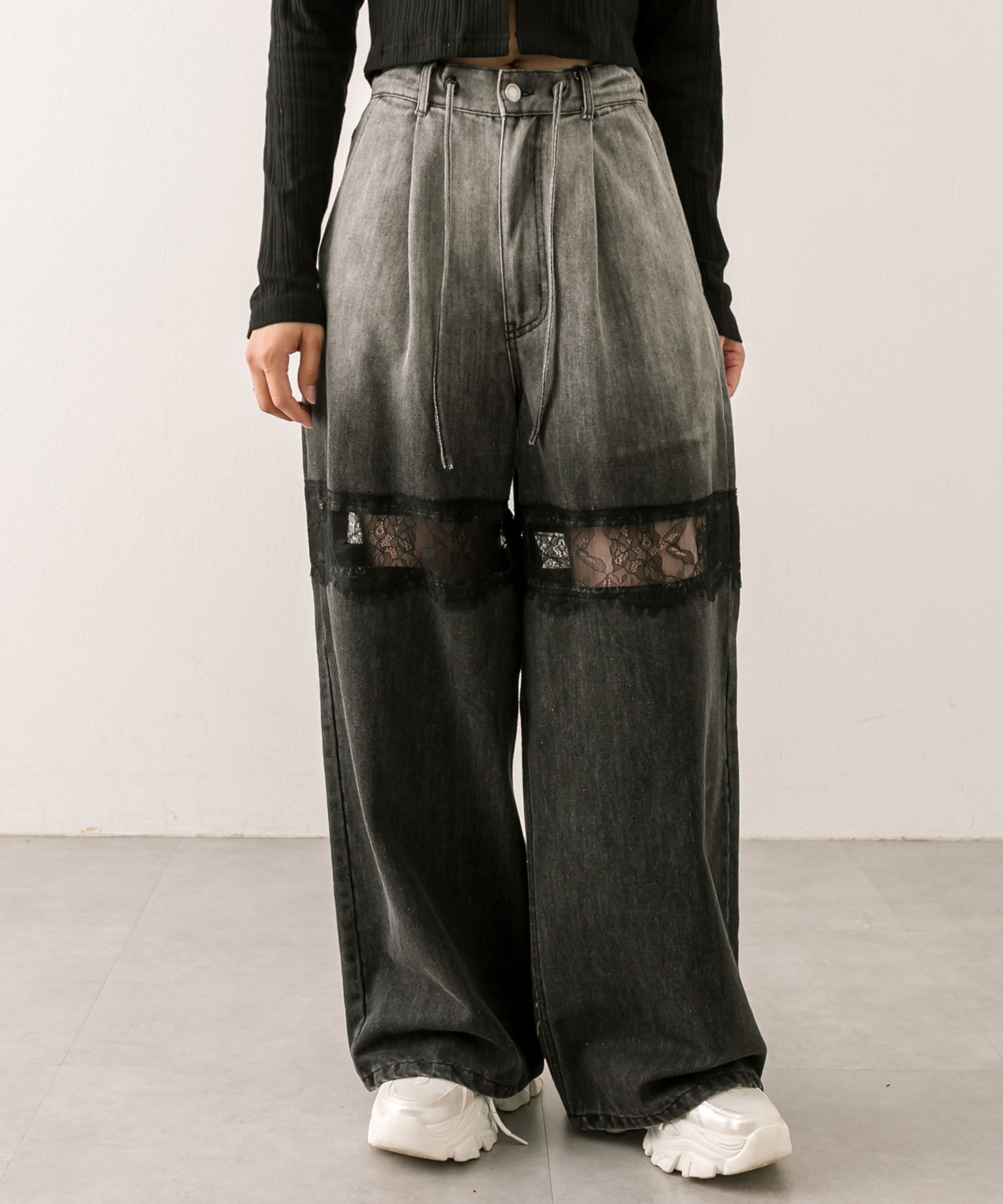 預購 - [預約 9 月] JP 蕾絲拼接牛仔褲