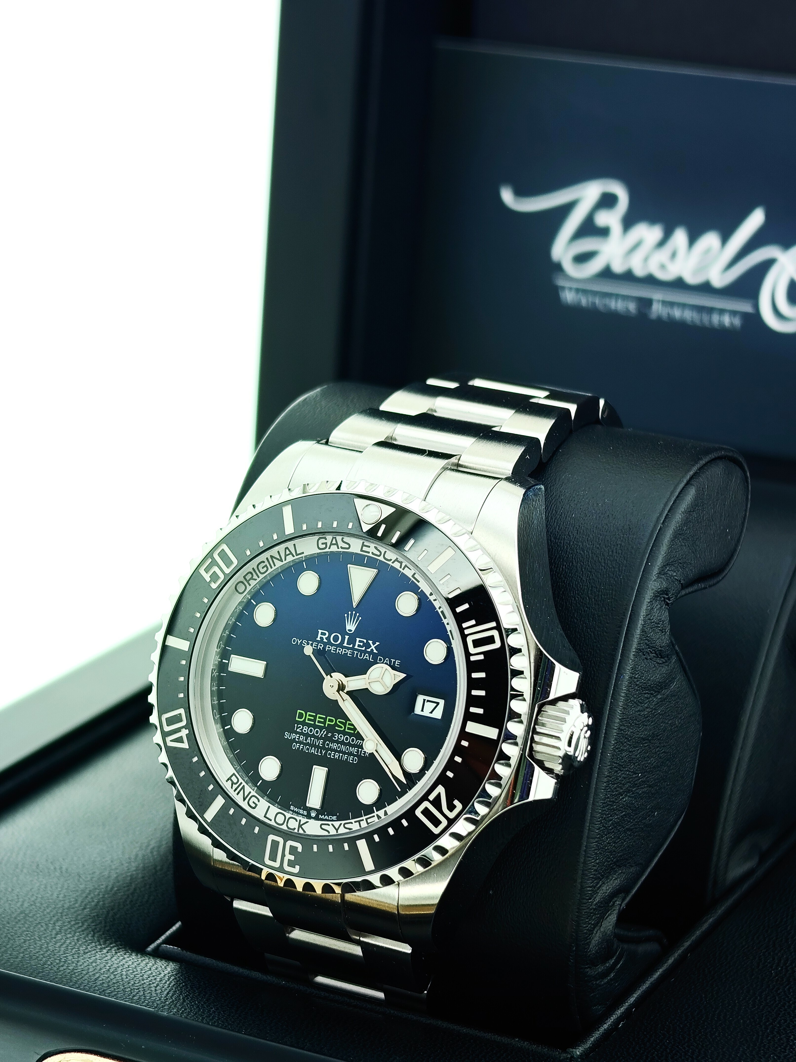 136660 ROLEX OYSTER PERPETUAL ROLEX DEEPSEA D-BLUE DIAL