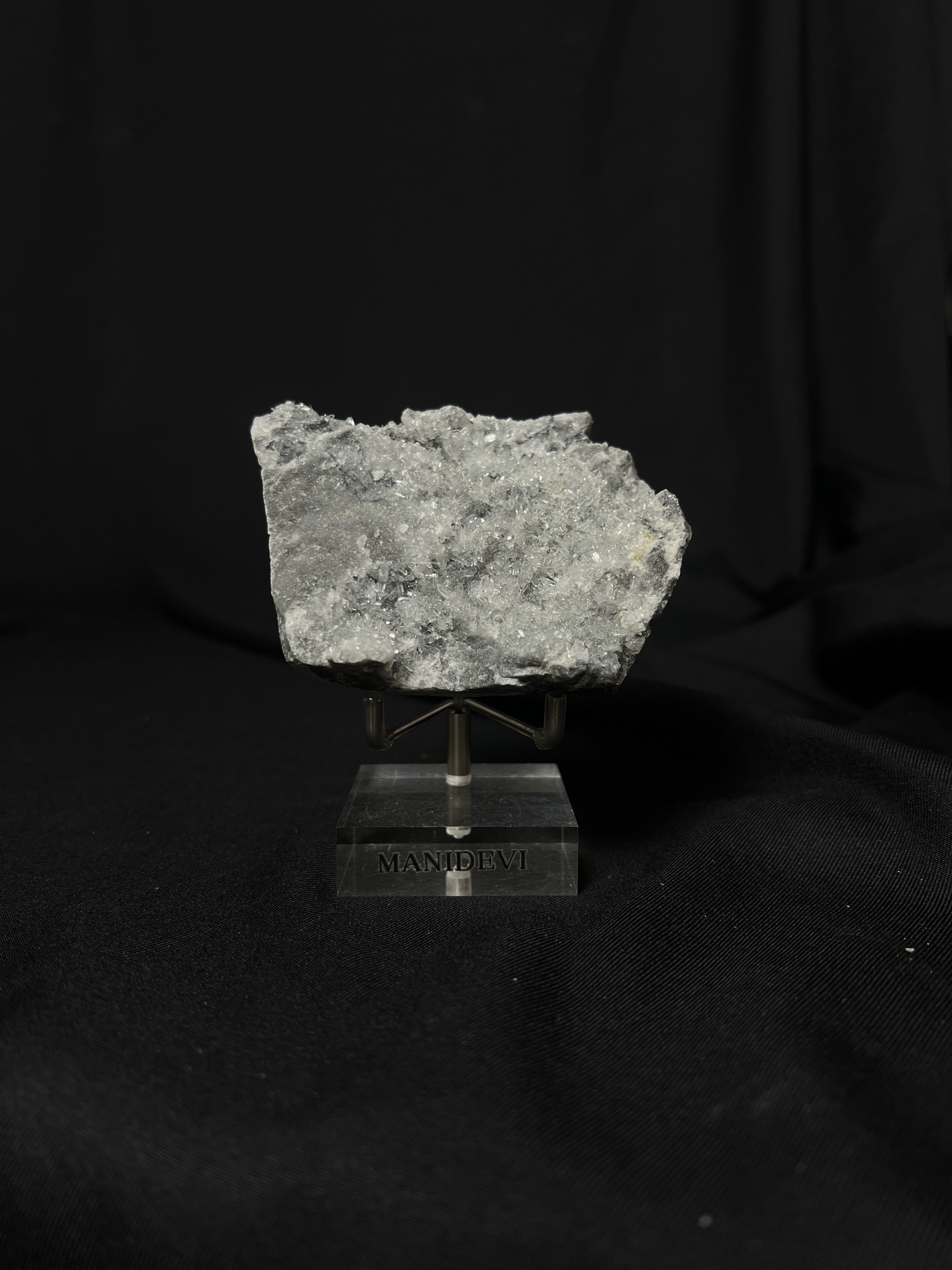 情緒沉靜之石-星霧藍晶簇