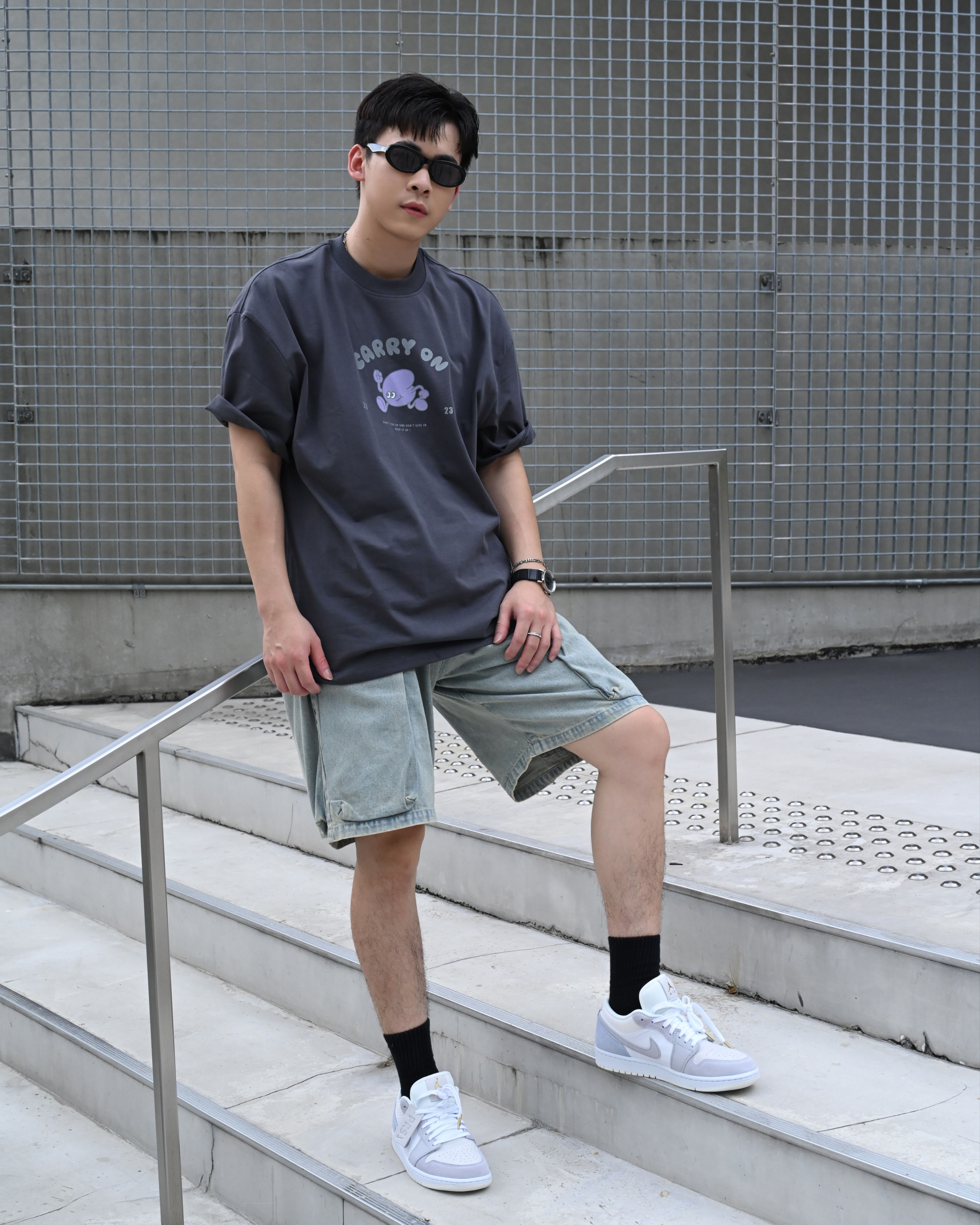 【現貨】CARRYON RUNNERTEE 跑跑人 塗鴉 厚磅T 短袖 CARRUNNER