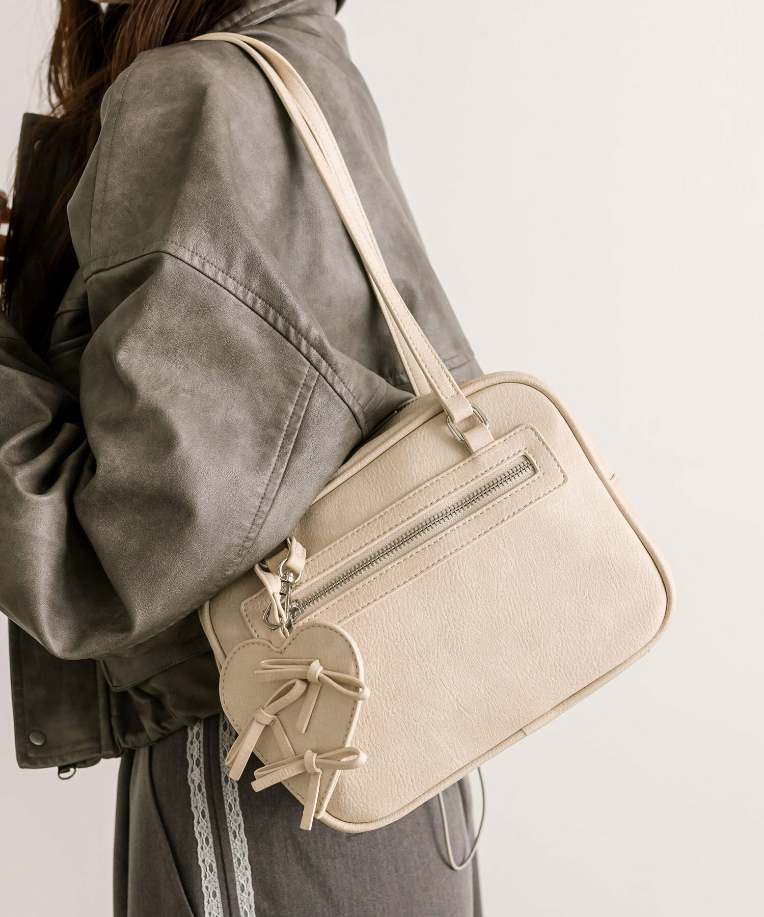 預購 - [預約 10 月] JP 絲帶心形鎖匙扣波士頓袋