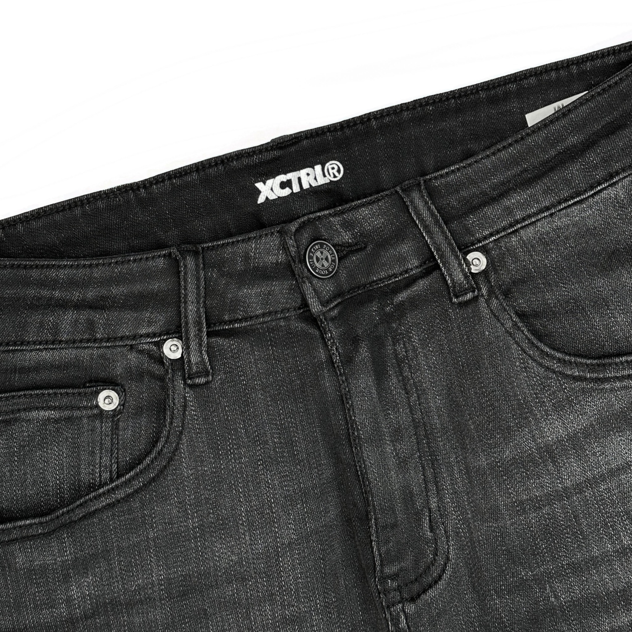 XCTRL 休閒素面牛仔短褲-黑