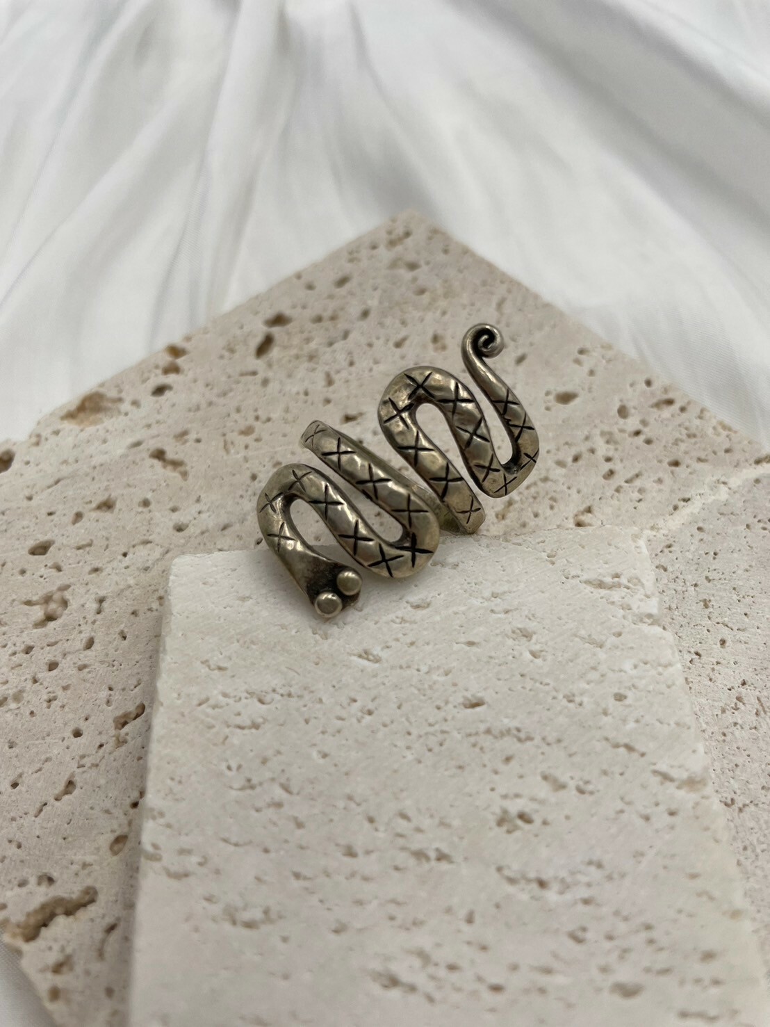 No.17手工藏銀大眼睛蛇戒