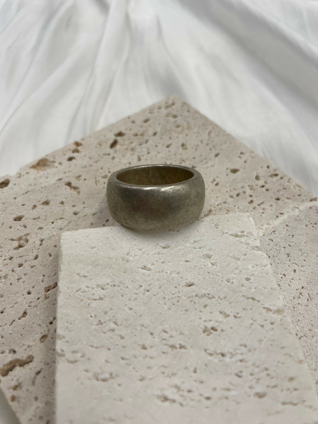 No.7藏銀素面扳指內徑2cm面寬1cm