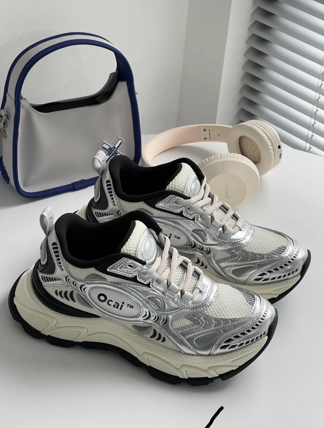 【代購】OCAI 月光銀 老爹鞋 復古老爹 增高 OC230261