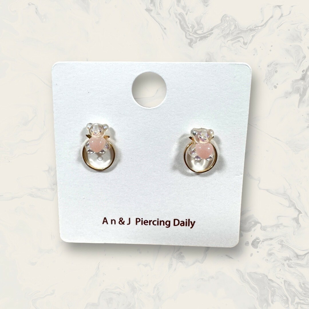 韓國直送-鋼針 中粉愛心珠炫彩熊熊金圓框 鍍14K