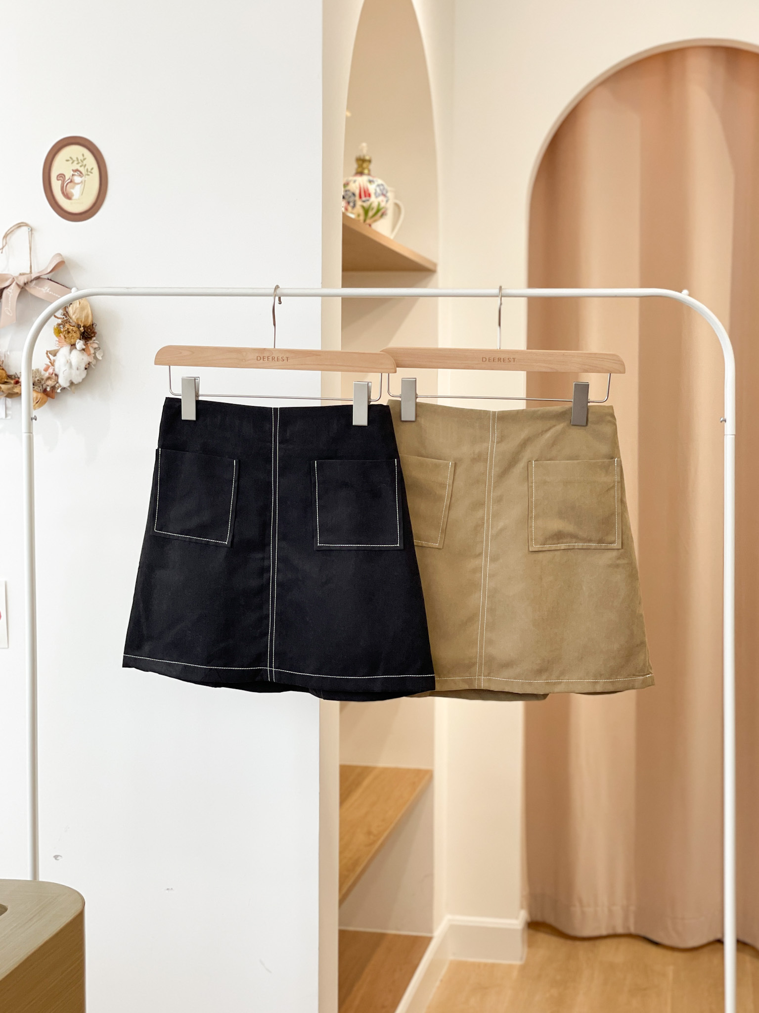 SK480 Contrast Pocket Mini Skirt