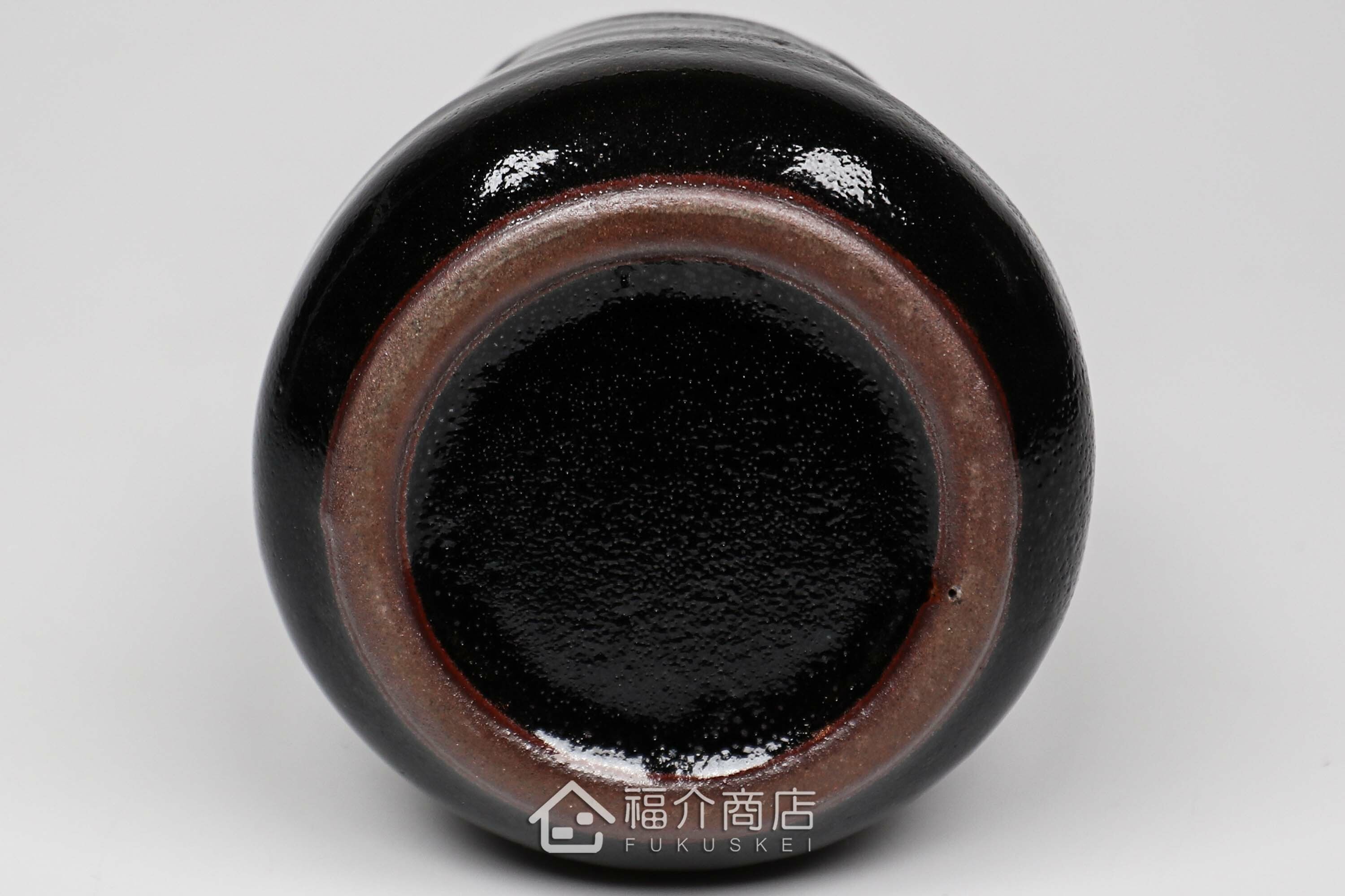 可以盛裝清酒或飲料的黑白造型清酒壺