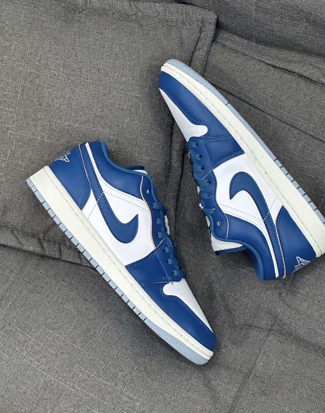 預購 NIKE JORDAN 1 LOW 風暴藍白