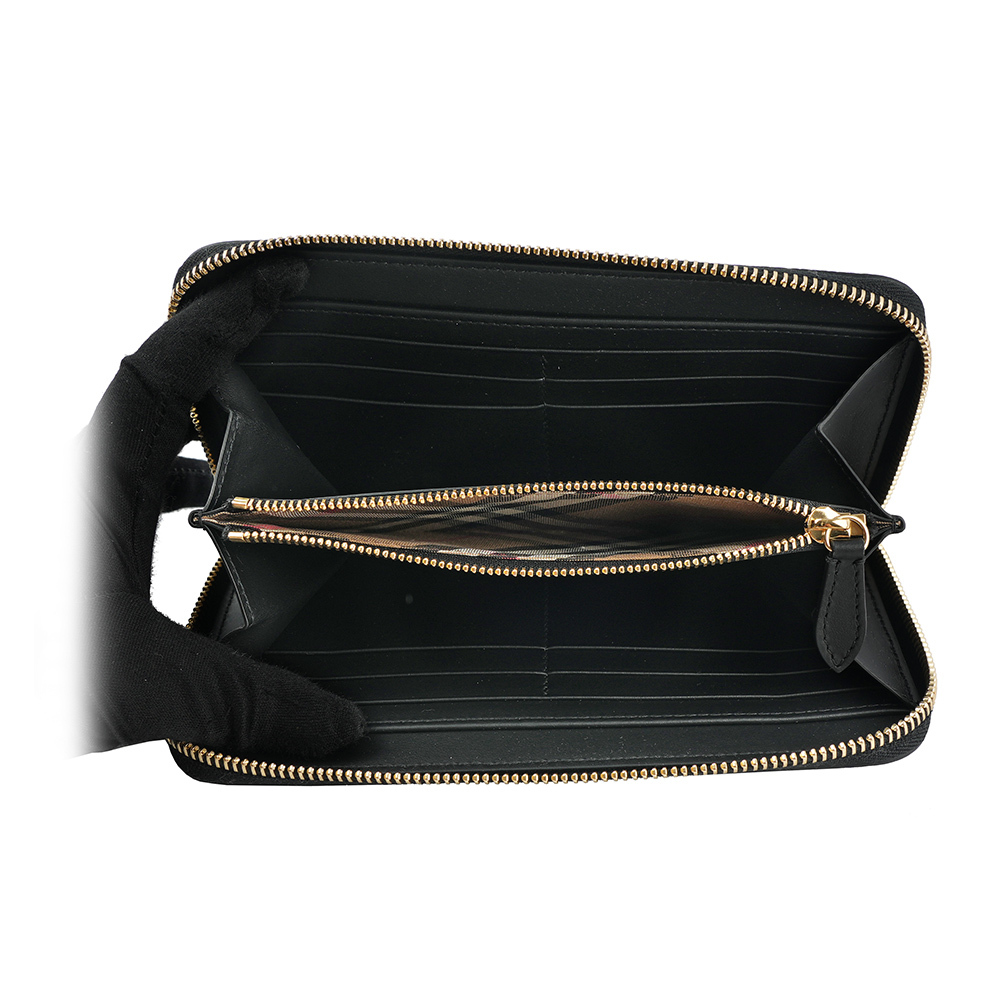 【BURBERRY】金字Logo 燙印粒紋牛皮ㄇ形拉鏈長夾(黑色) 80840411