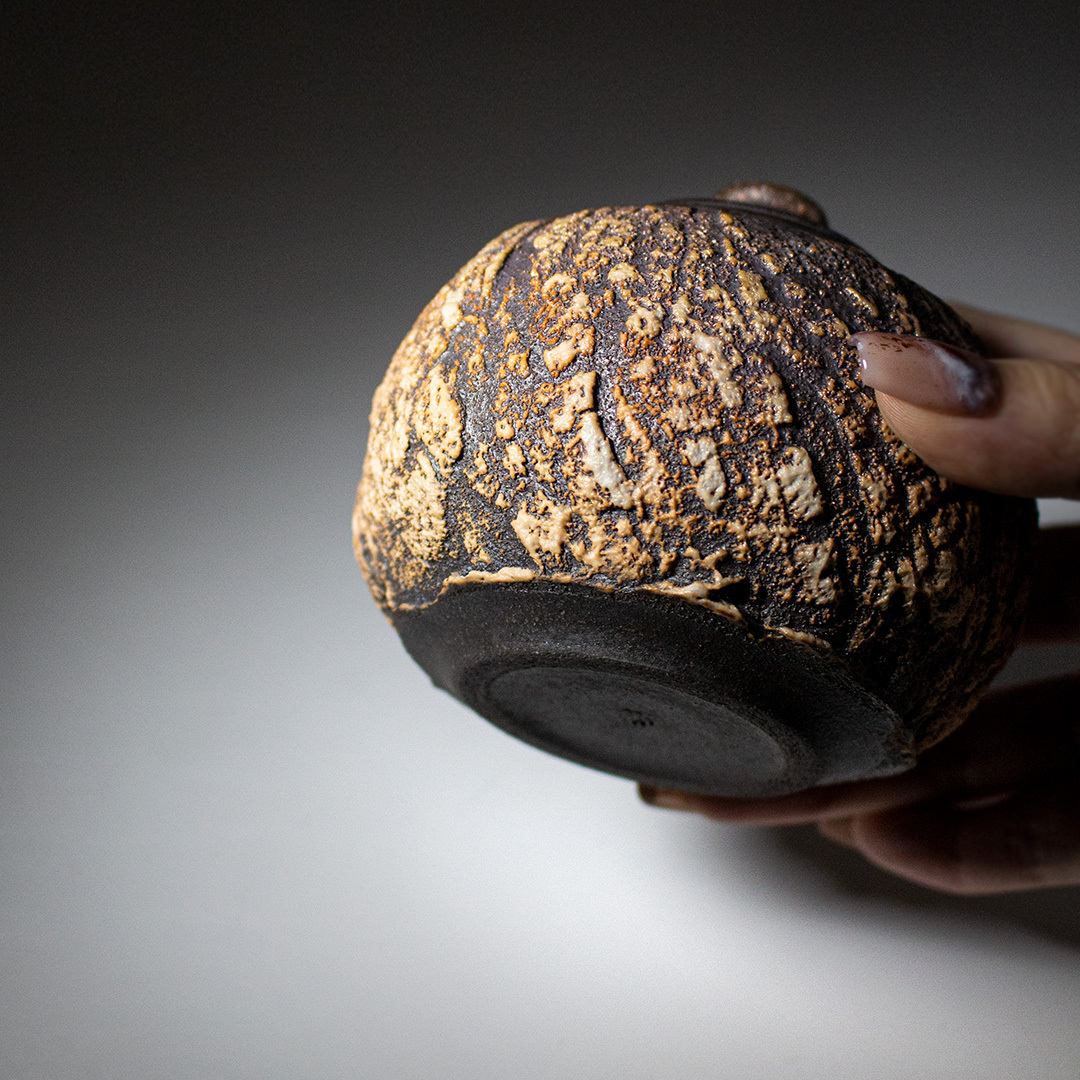 岩礦霞韻圓滿茶倉