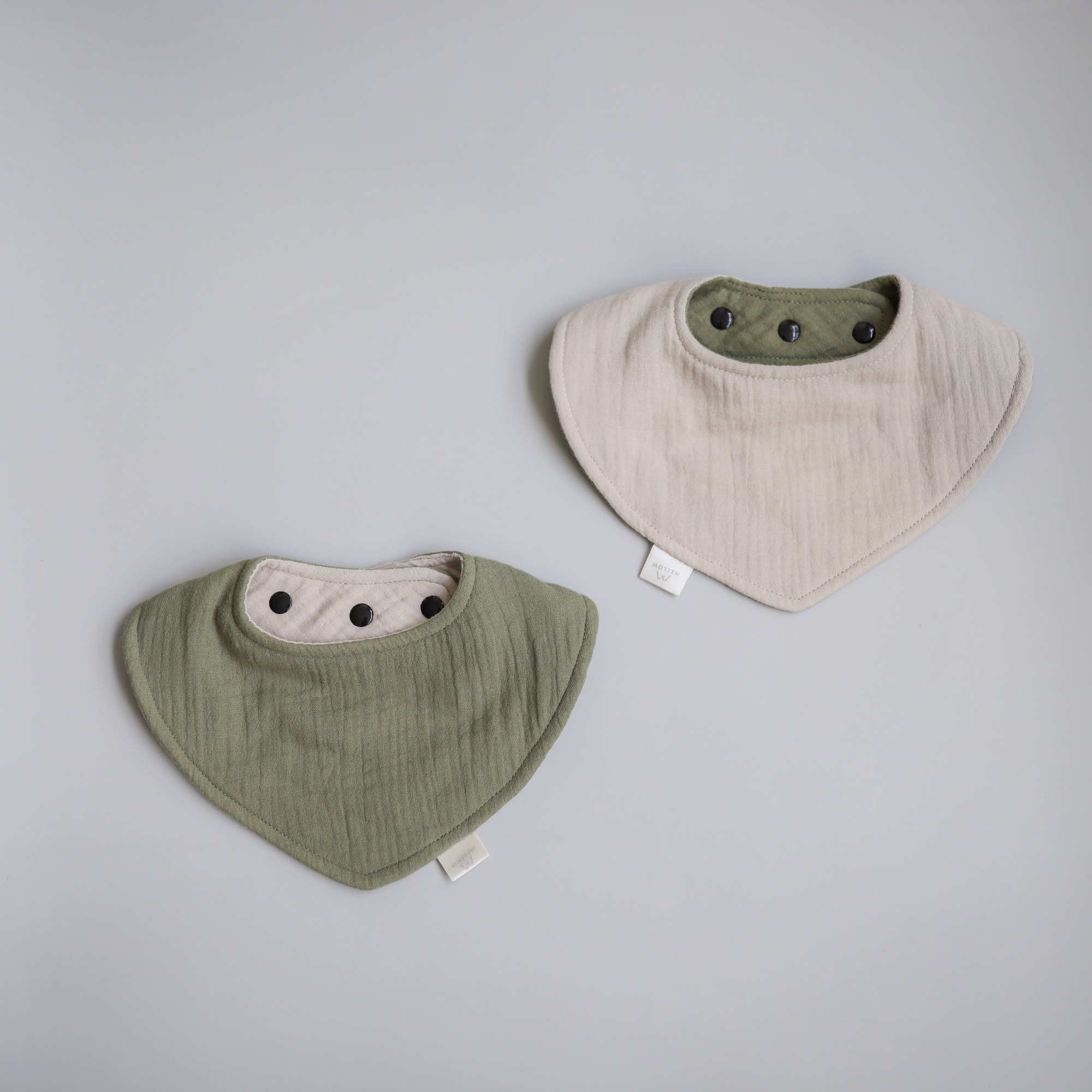 口水肩 - 欖欖綠&亞麻色