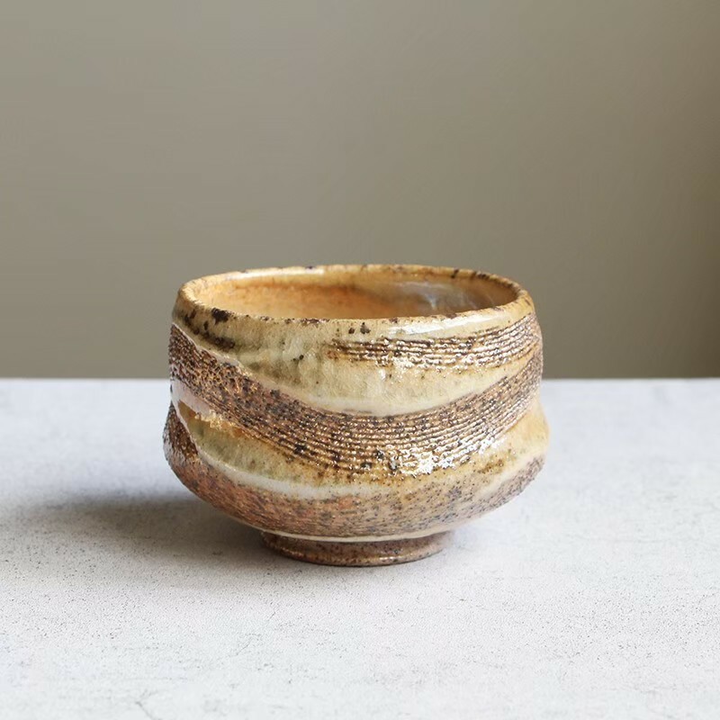 黃樸斑駁茶碗