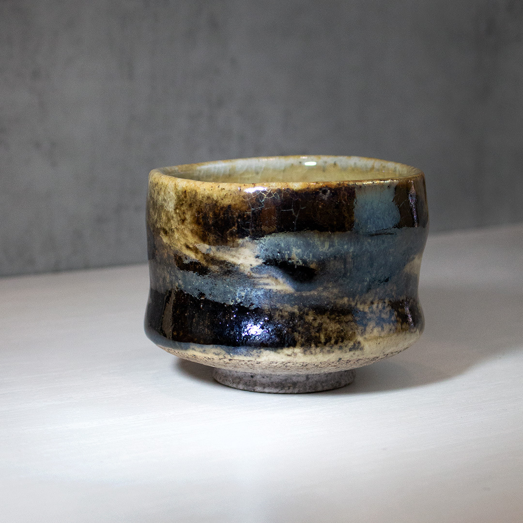 墨金瑩砂茶碗