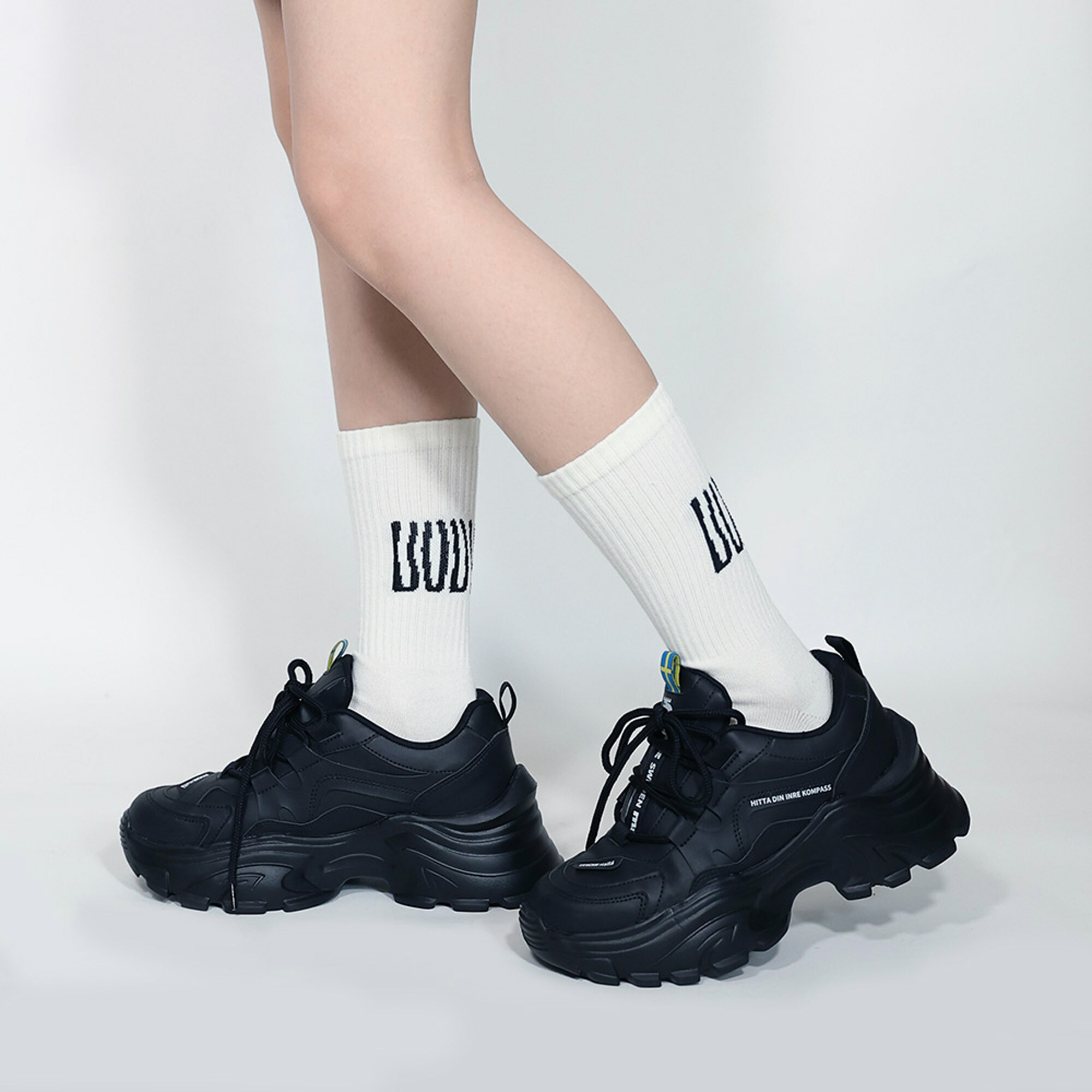 【惜福商品999】moz瑞典駝鹿 Halla長腿密技 防潑水全皮革老爹鞋 (黑)