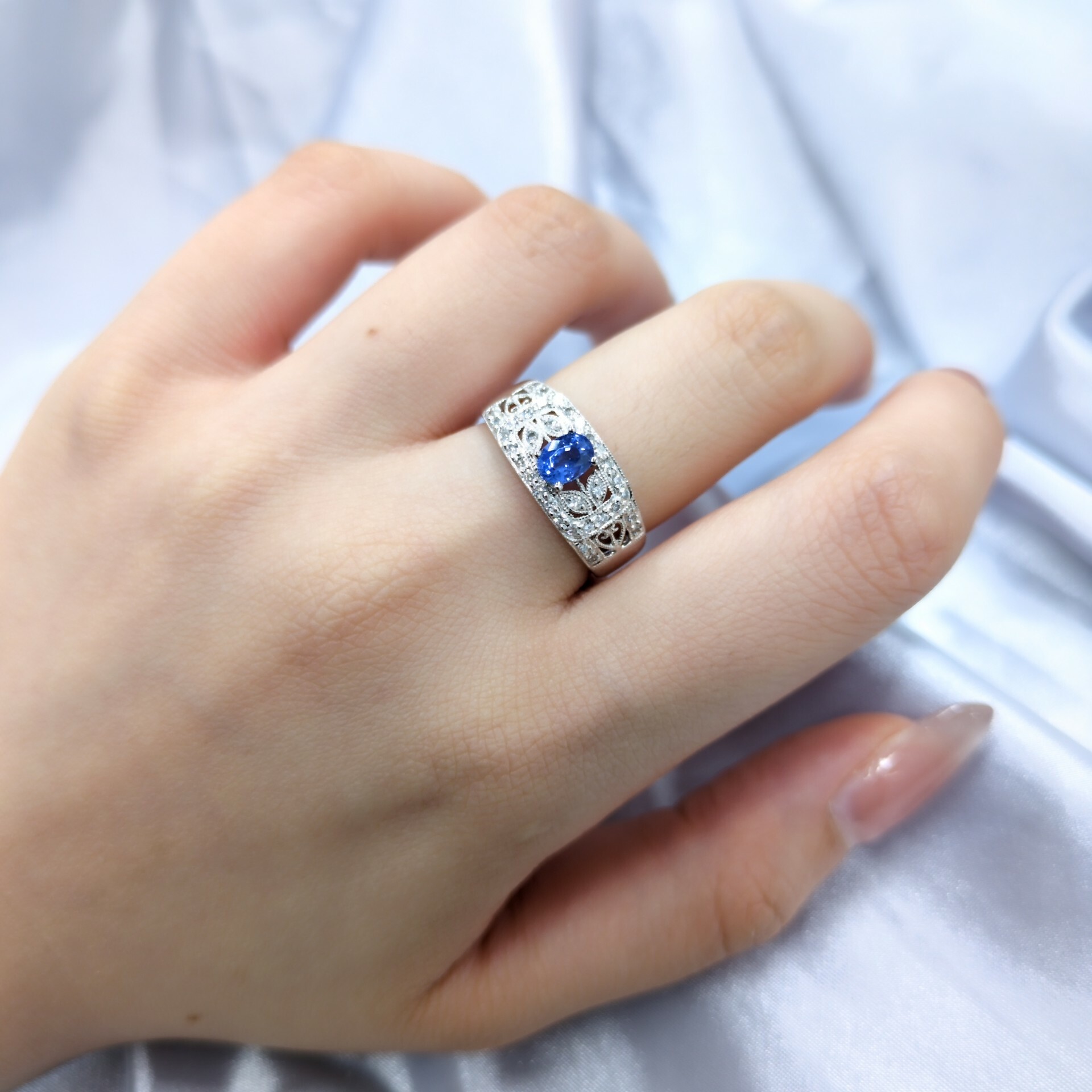 18K White Gold 0.54ct Sapphire and Diamond Ring