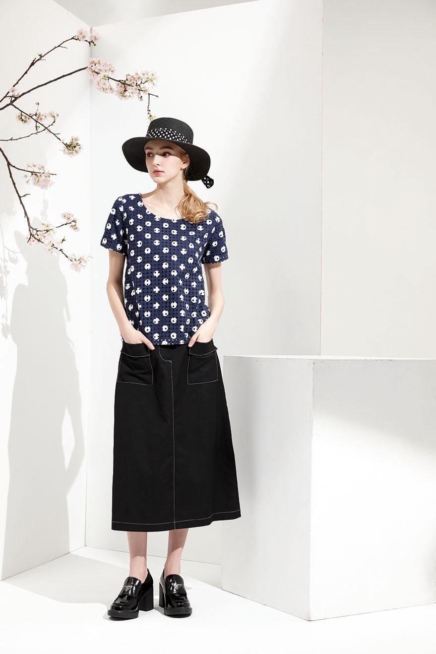 韓版OL復古甜美緹花經典藍白點點設計修身上衣U6351