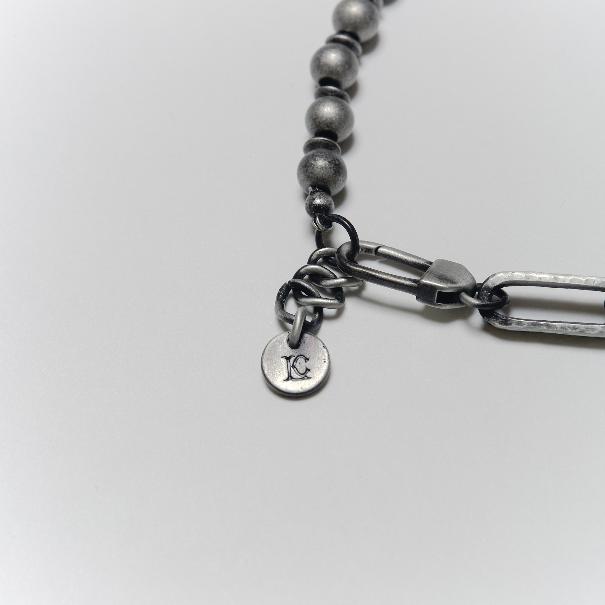 Liam Conner / 層次手鍊 #001-B02