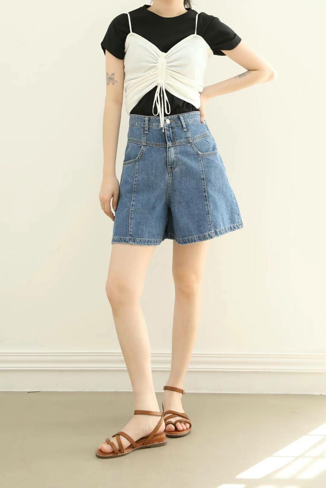 韓國 牛仔短褲（清貨價貨品，不設退換） (K8 F791)