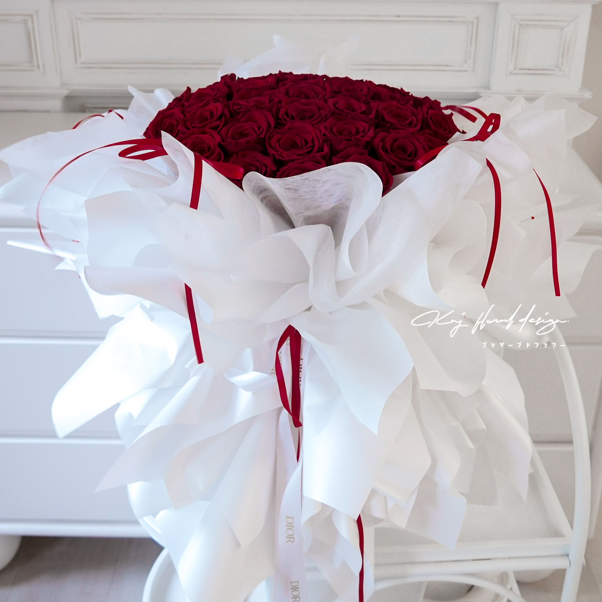 【門市自取限定】36朵愛心永生玫瑰花束