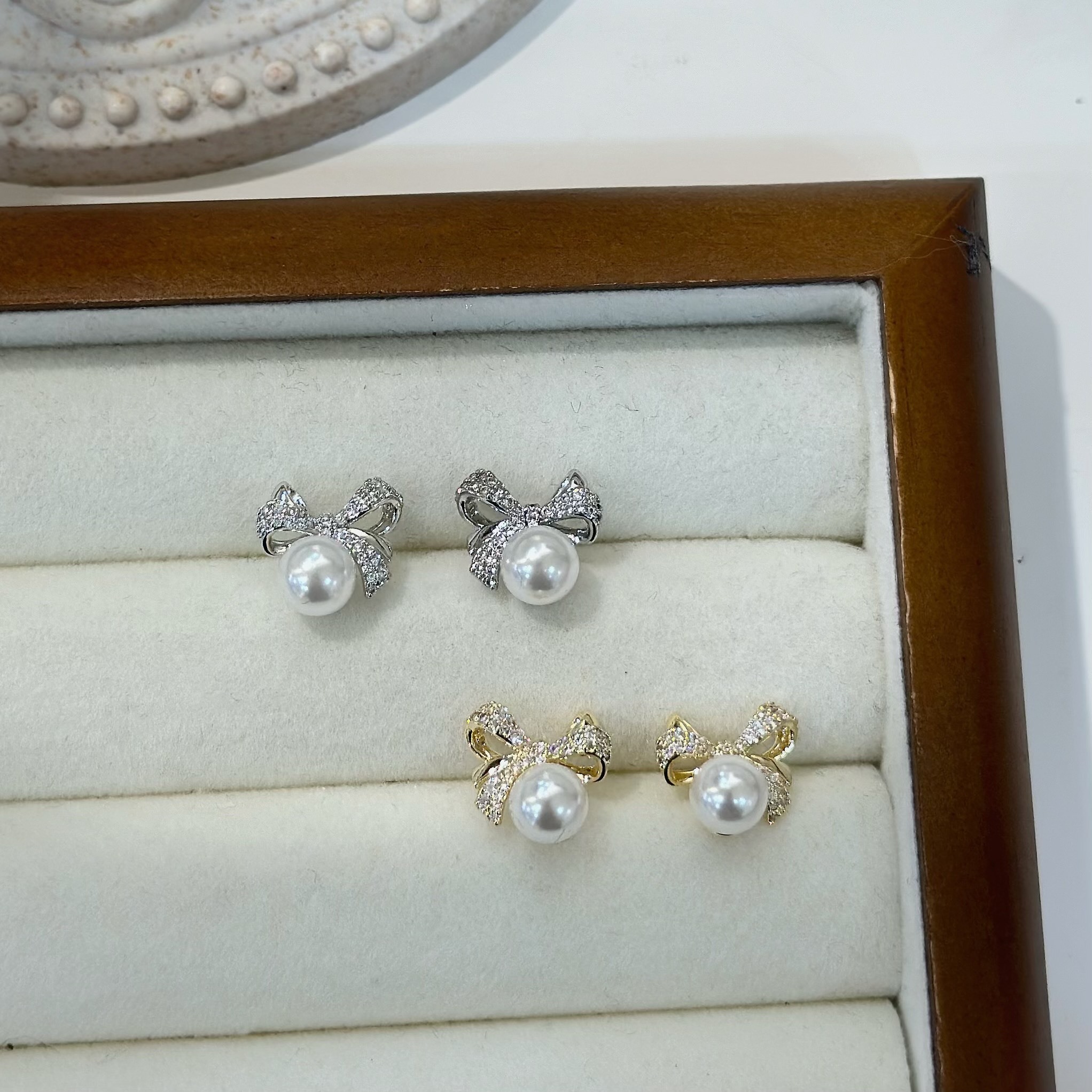 S05排鑽蝴蝶結珍珠耳貼