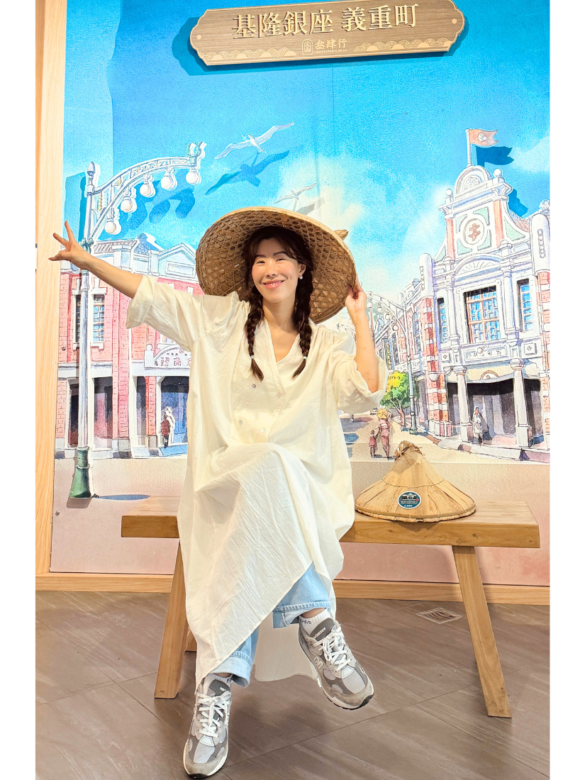 [現貨] Erin 落日慵懶罩衫長裙 (米白) [ Free ]