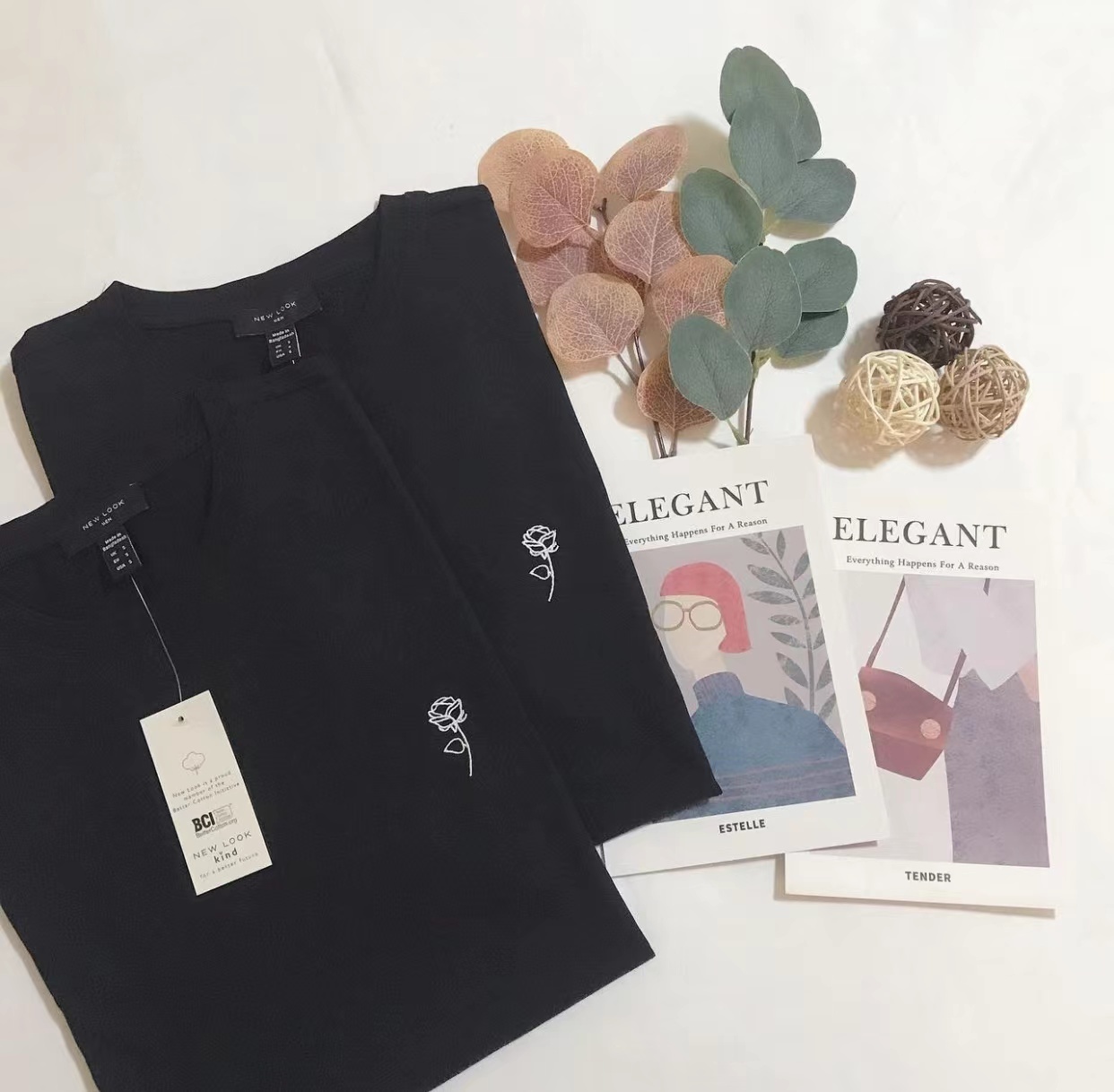 NEW LOOK ROSE SMALL LOGO TEE