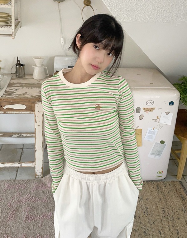 預訂｜MUAHMUAH LOGO STRIPE CROP LONG SLEEVE (2 COLOR)